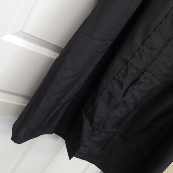 Black Graduation Gown - Picture 3 of 4